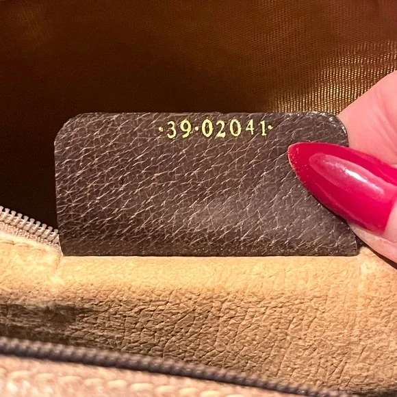 Vintage Gucci GG Small Duffle Bag - Picture 6 of 13